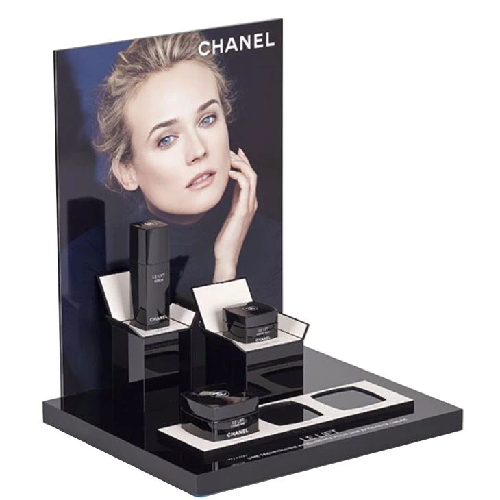 Stand tampilan kosmetik